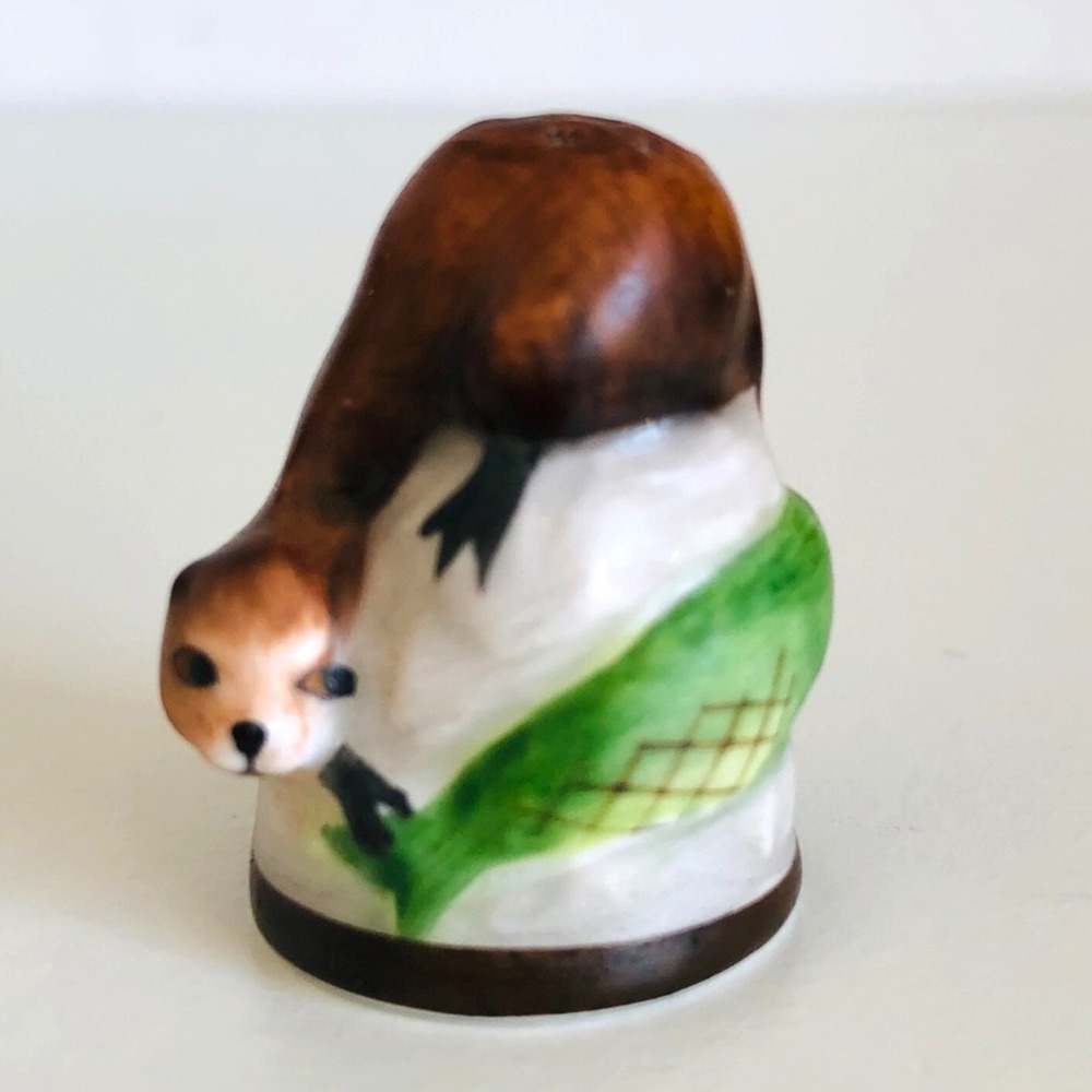 Franklin Mint Porcelain Otter Thimble Friends Of The Forest Vtg 80s Minature